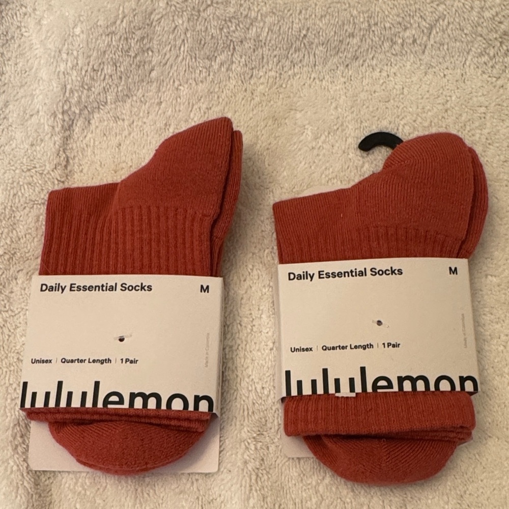 lululemon athletica Daily Essential Socks - Warm Red